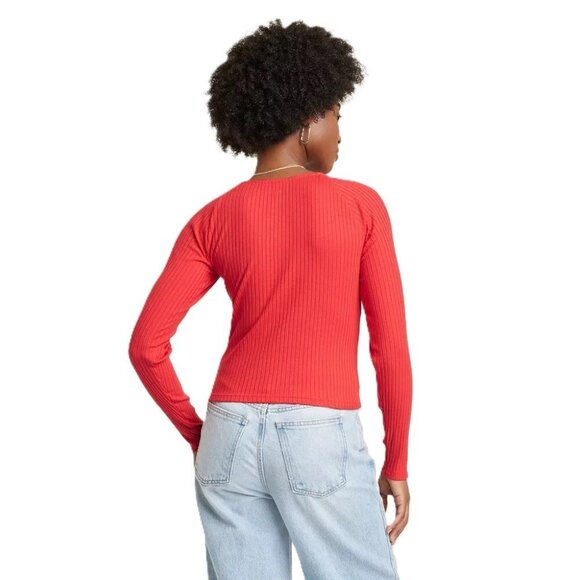 Universal Thread Red Ribbed Texture Slim Fit LS V-Neck Faux Wrap Shirt -- Small - Picture 2 of 5